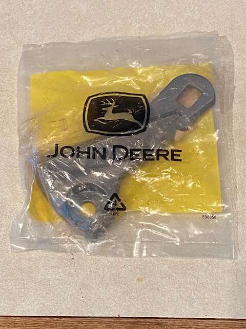 John Deere Cutterbar Disk Clockwise Accelerator E98137