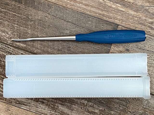 Depuy Synthes Periosteal Elevator 6mm Curved Blade (03.133.202)