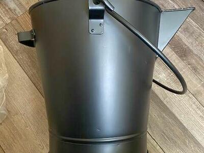 Minuteman International Powder Coated Steel Ash Bucket w/ Handle, All Black