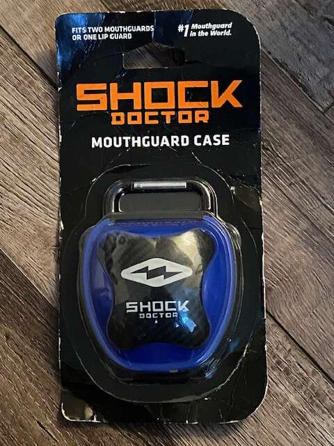 Shock Doctor Ventilated Mouth Guard Case, Universal Storage for Adult & Youth Sizes