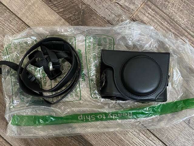 MegaGear Ever Ready Genuine Leather Camera Case compatible with Fujifilm X100V