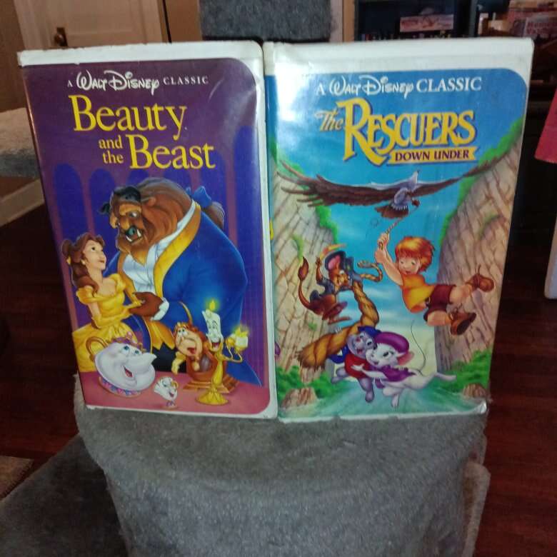 2 Walt Disney Black Diamond VHS Classics