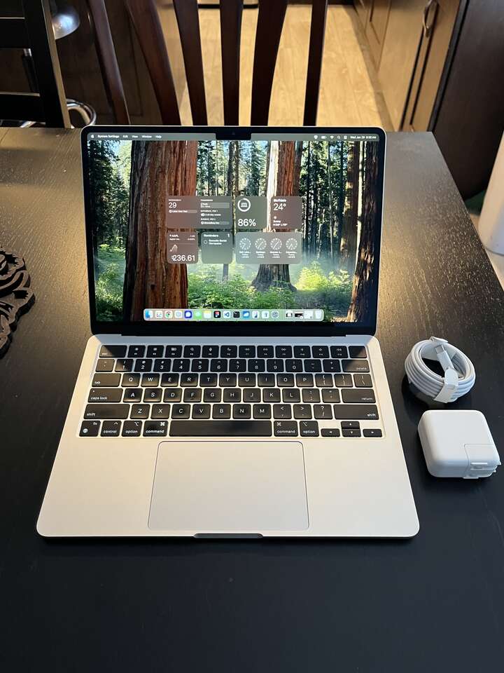 MacBook Air M2