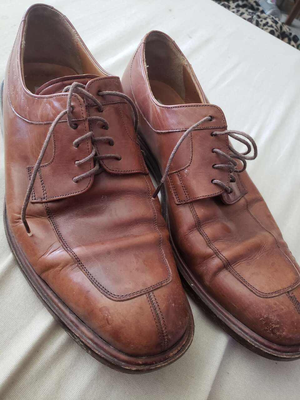 Men's Dress Shoes. Size 9 1/2 - $5