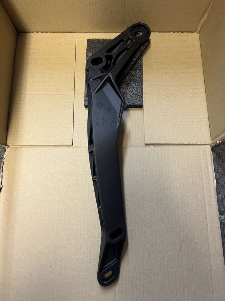 Bmw E30 325ix Transfer Case Cross Member Brace