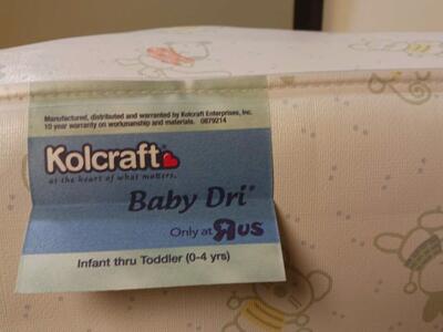 TODDLER MATTRESS, EXCELLENT CONDITION