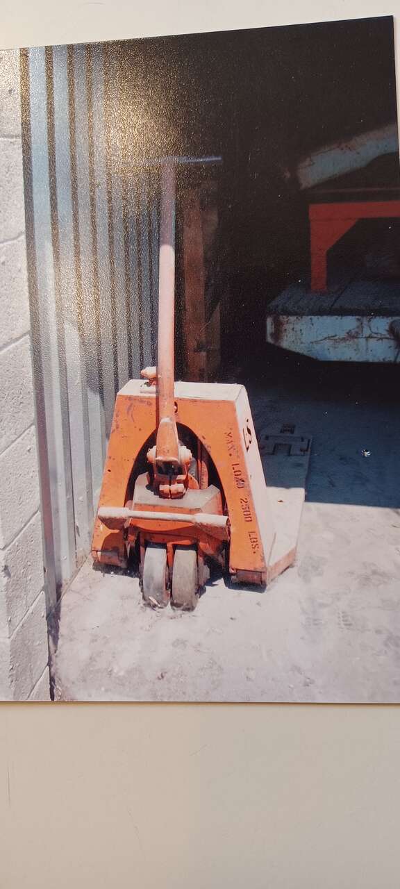 Jacklift Truck