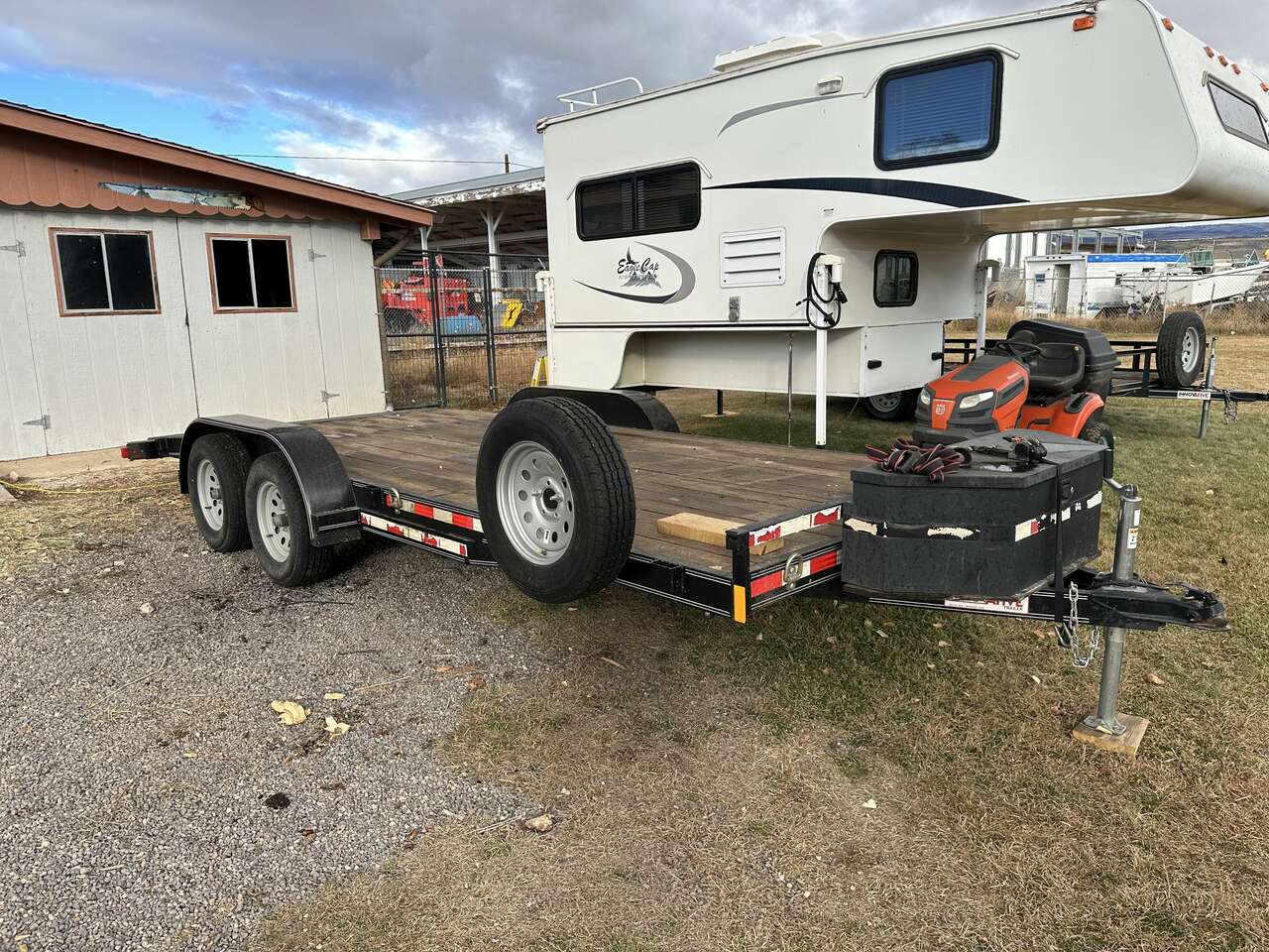 Flatbed Car/Toy Hauler Tr… Recreational Vehicles