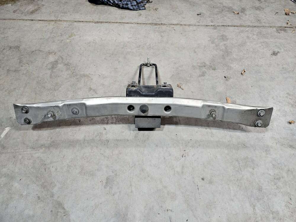 Chevy Trailblazer Tie Bar