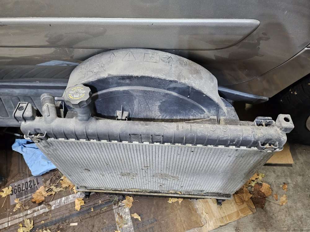 Trailblazer EXT Radiator and Fan Shroud
