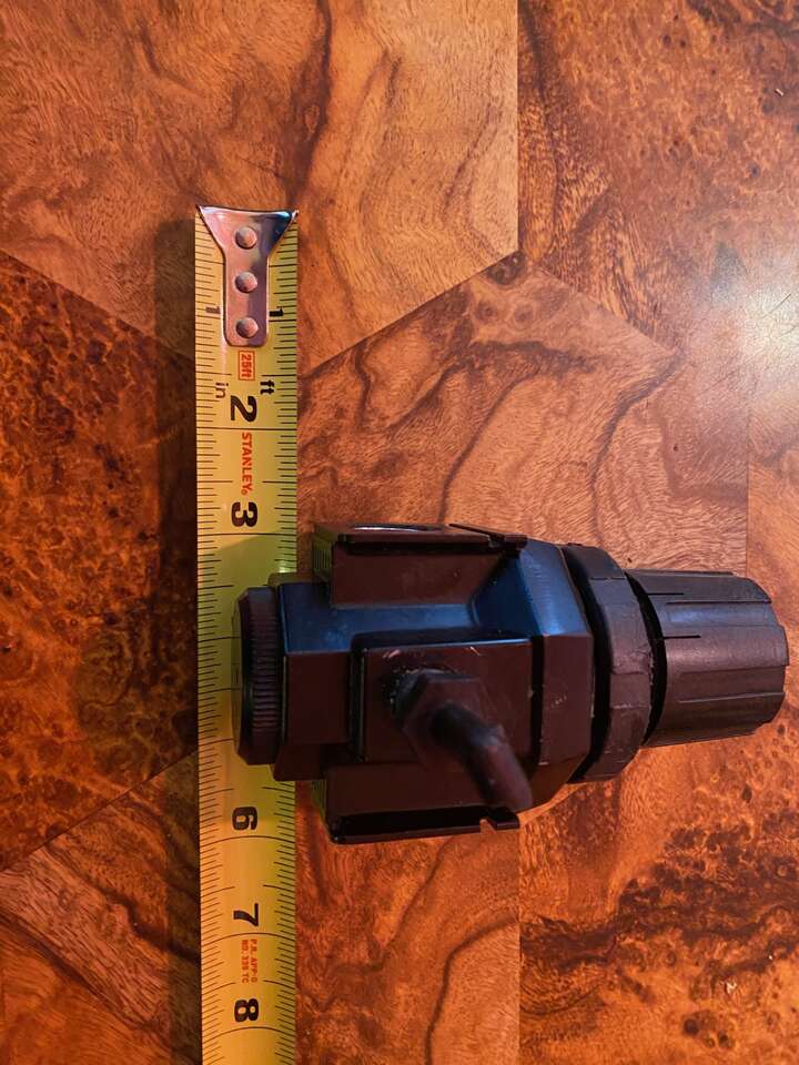 ARO Inline Flow Control Valve