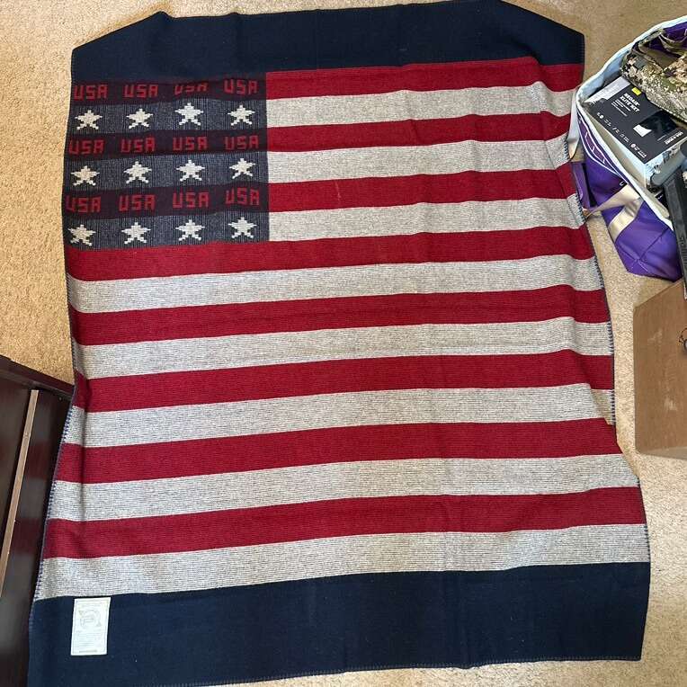 Woolrich USA Throw Blanket