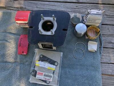Yamaha 125cc IT 1980-81 Cylinder(newly Bored), piston and rings and base gasket.