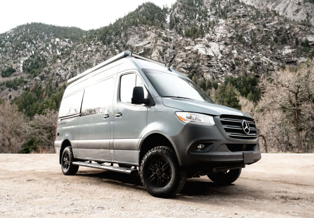 RV Rental 2022 Thor Sanctuary Mercedes Sprinter 2500 4x4 Diesel 20' Camper Van / Class B RV TyVANnosaurus Rex