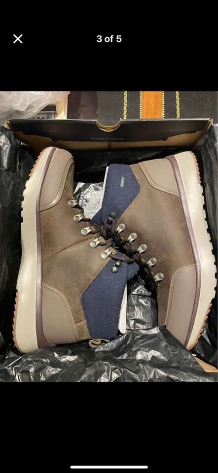 Mens Uggs Leather Boots