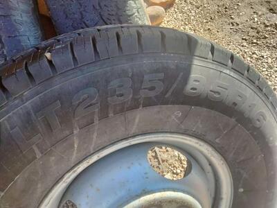 2 LT235/85R16 Crosswind 94 & 100% tread 2021 date