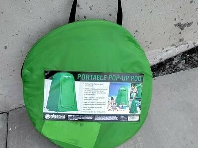 Portable pop up pod