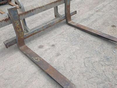 Volvo 87 inch wheel loader forks quick attach