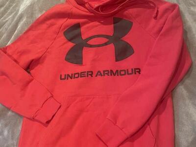Under Armour Hoodie Small