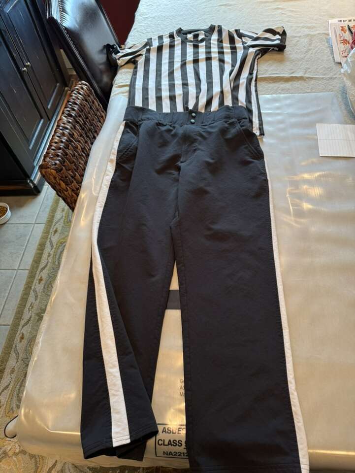 Referee Uniform Men's Large