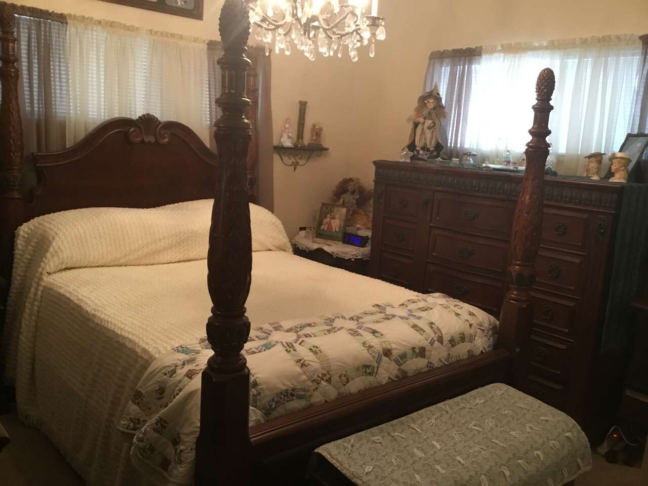 Queen 5 Piece Solid Cherry Wood 4 Poster Bedroom Set