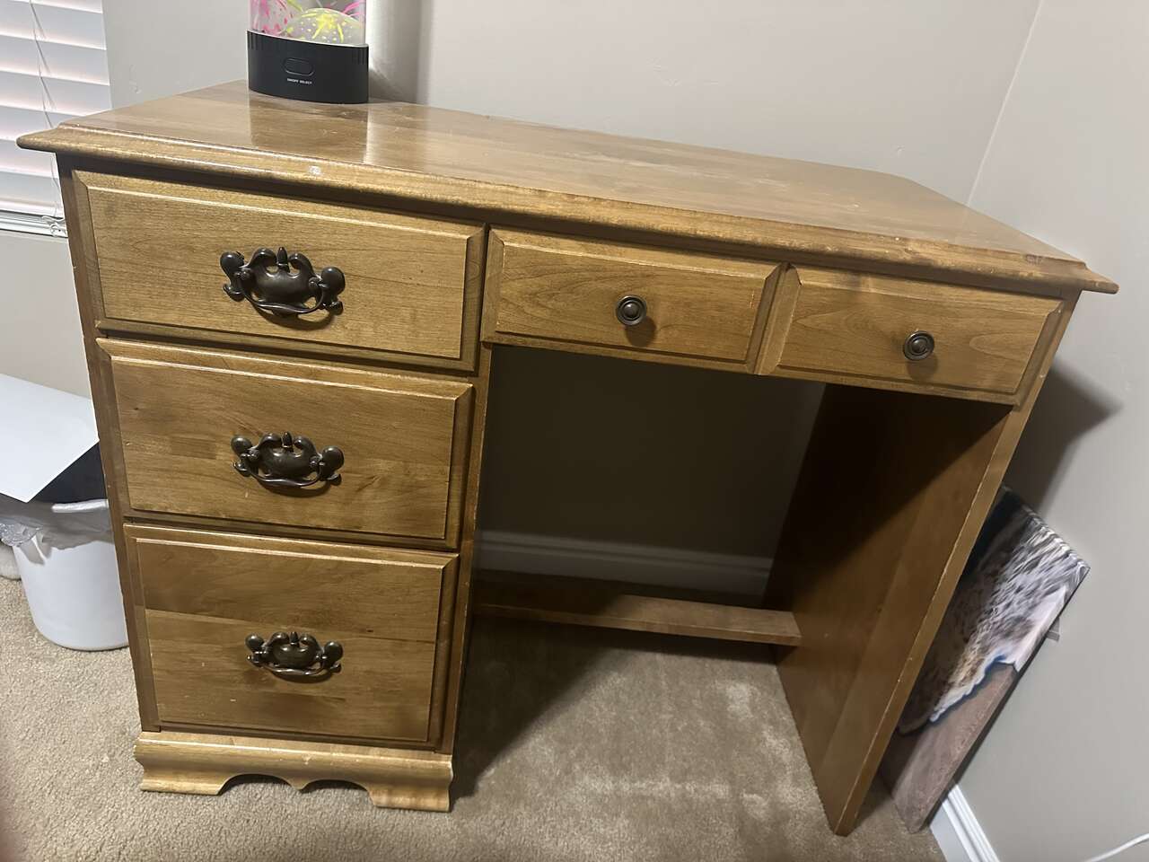 Small Desk Furniture