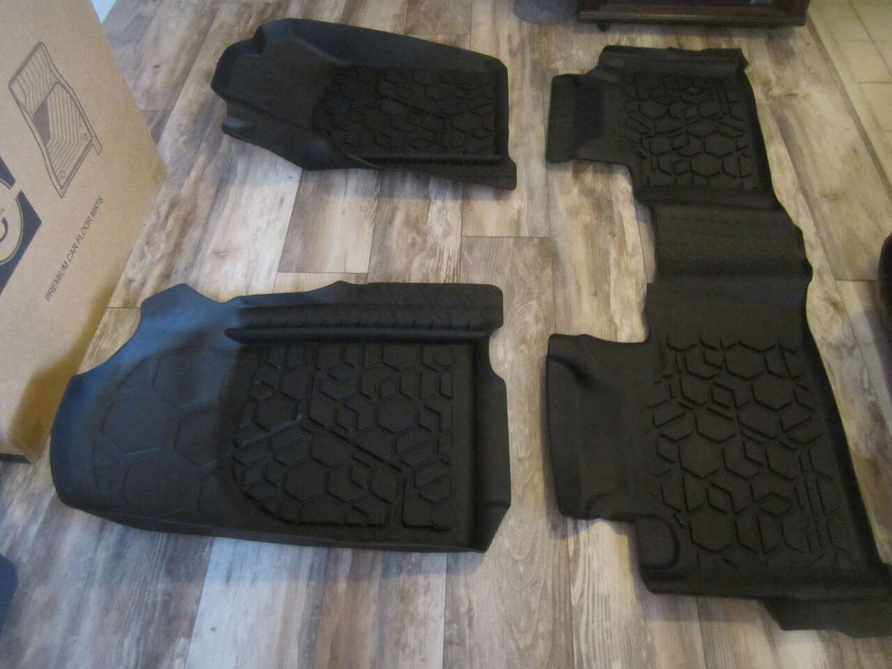 Floor Mats for 2016 - 2021 Jeep Grand Cherokee