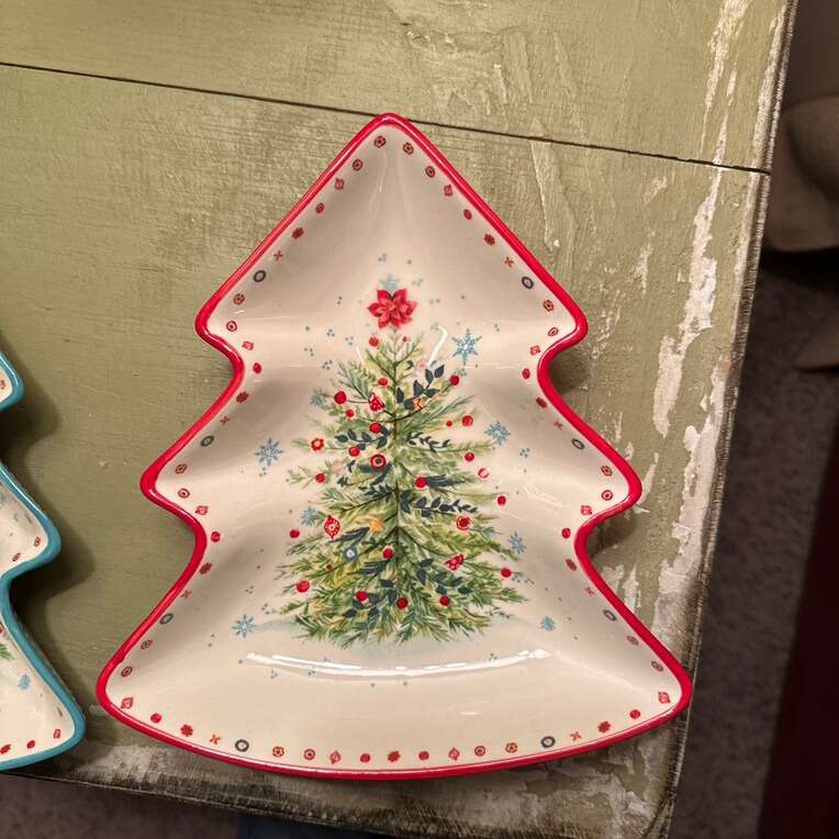 Pioneer Woman Christmas Candy Plates