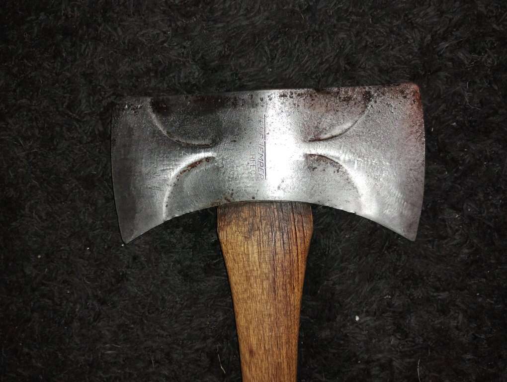 VINTAGE TRUE TEMPER KELLY PERFECT DOUBLE BIT AXE
