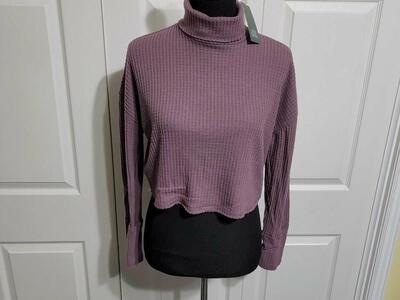 Long Sleeve Crop Turtleneck - Cute - Dark Mauve