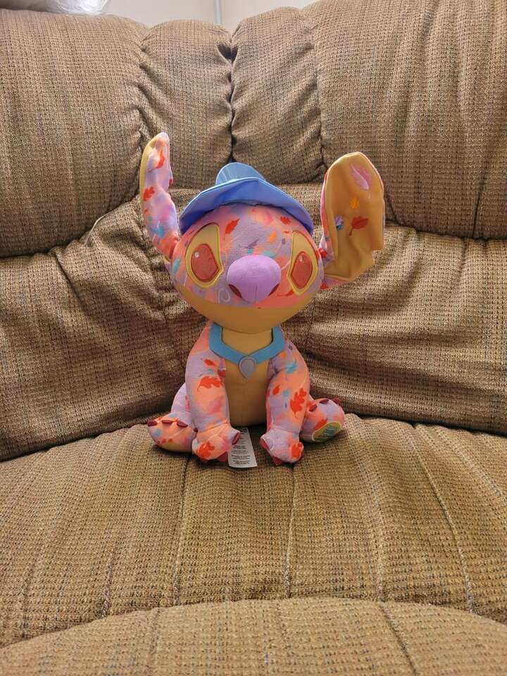 Disney stitch pocahontas limited edition plush