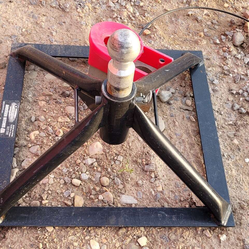 Andersen rail hitch w/ upper trailer side Anderson