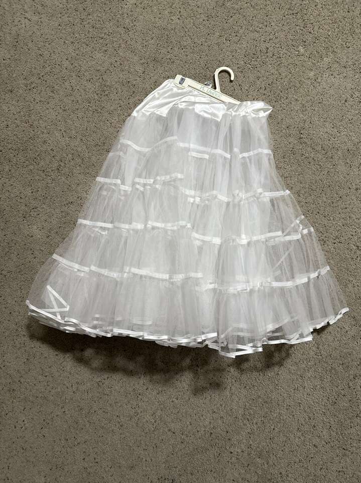 Malco Modes Petticoat