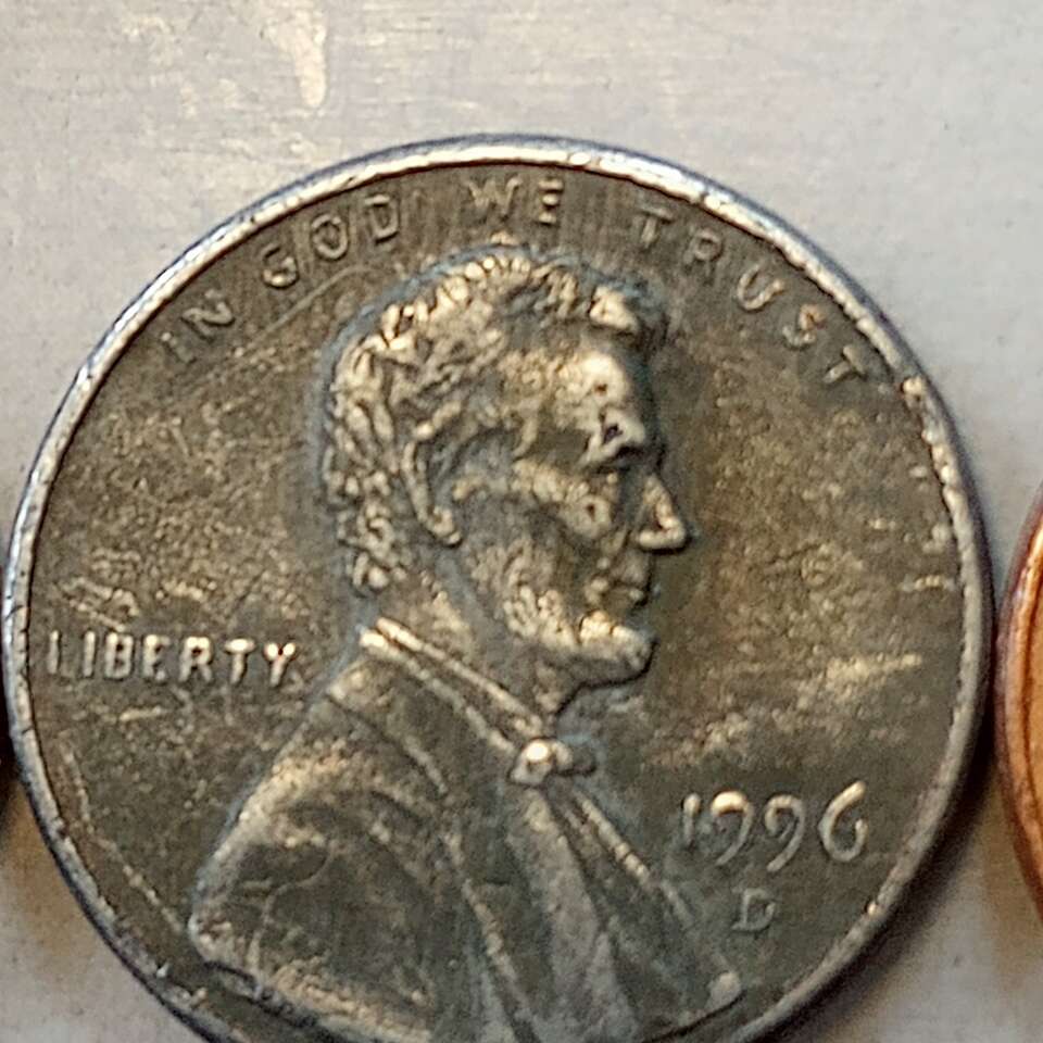 1996 Lincoln cent with no copper coating. Zin