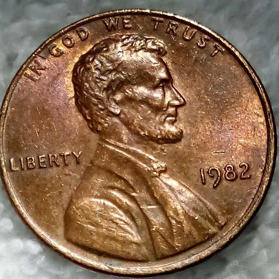 1982 Lincoln Small date-3.08 grams