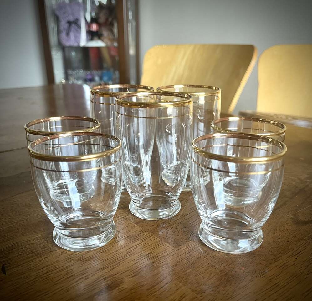 7 Pc Clear Double Gold Rimmed Footed Glass Tumbler