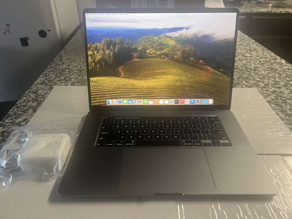 Macbook Pro 2019 512GB 32GB RAM i7 16inches