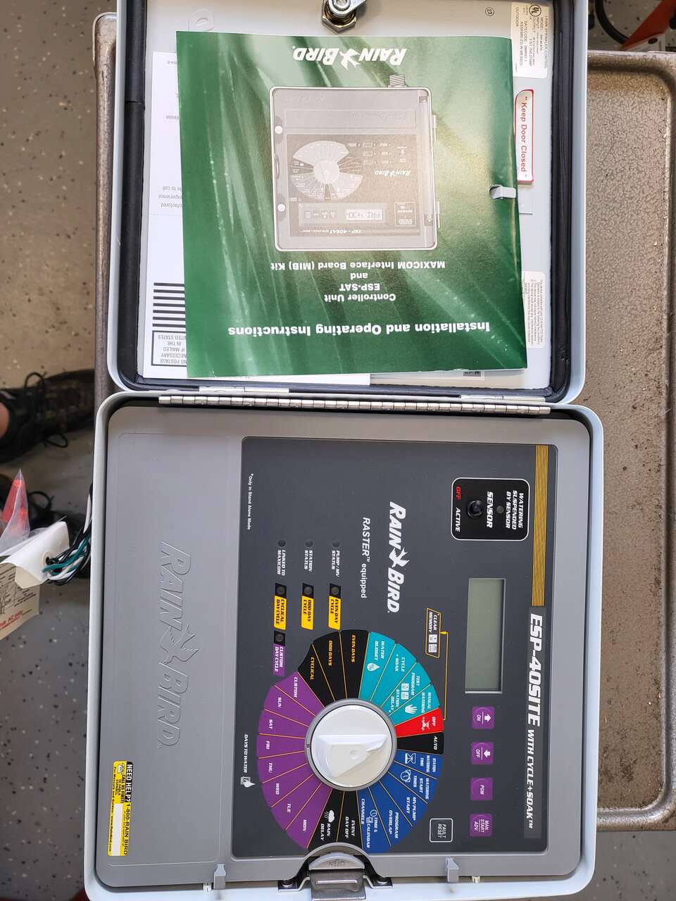 RAIN BIRD 40 STATION SPRINKLER CLOCK