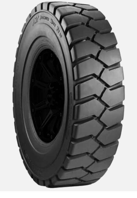 28x9.00-15NHS  Carlisle Premium Wide Trac Load Range G Black Wall Tire