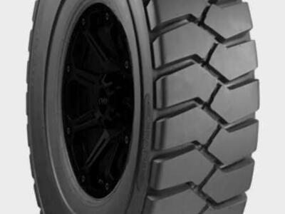 28x9.00-15NHS Carlisle Premium Wide Trac Load Range G Black Wall Tire