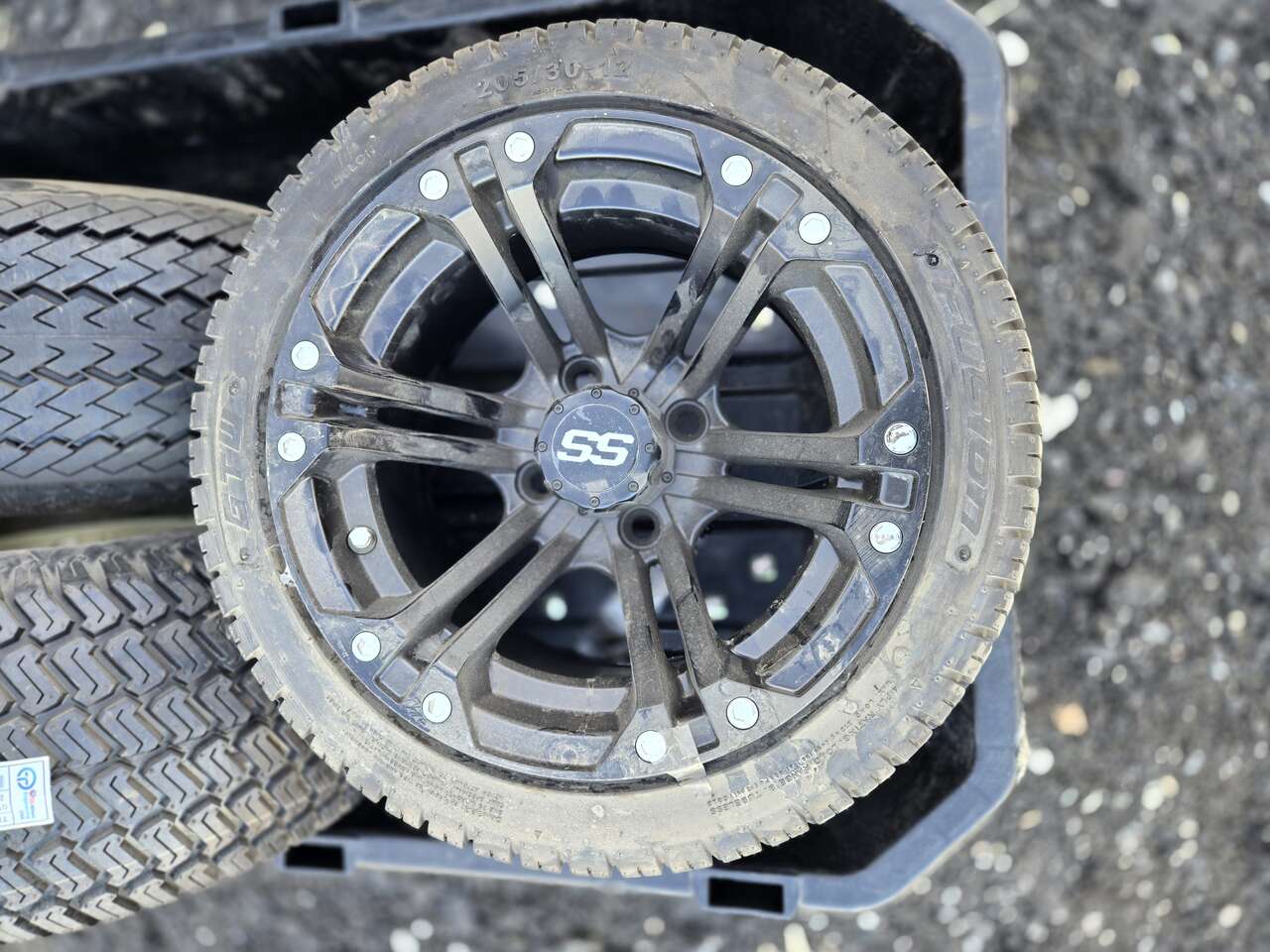 GTW 205/30-12 Specter Matte Black 12 in Wheels with Fusion Street Tire