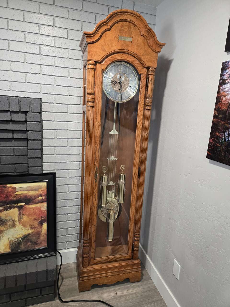 Howard Miller Grandfather Clock - limited edition - Millenium edition 610-871