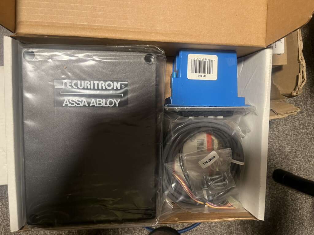 Securitron DK-16 Digital Keypad and Controller