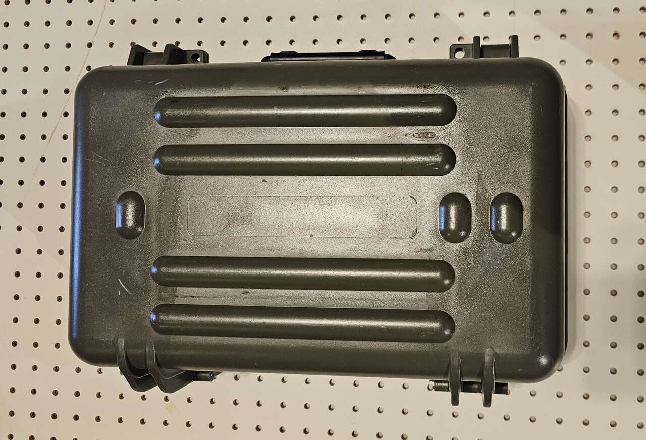 CASE GUN PISTOL BINOCULARS RIFLE SPOTTING SCOPE