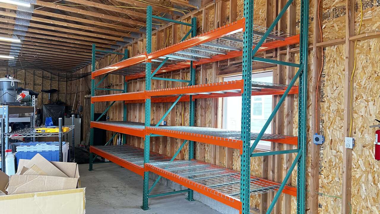 Brand new Teardrop Pallet racking & Cantilever