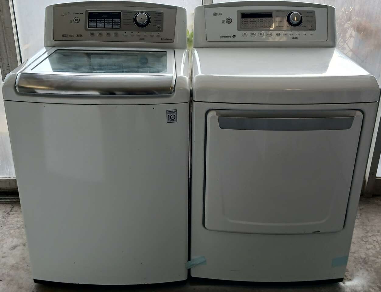 LG washer and dryer set Appliances
