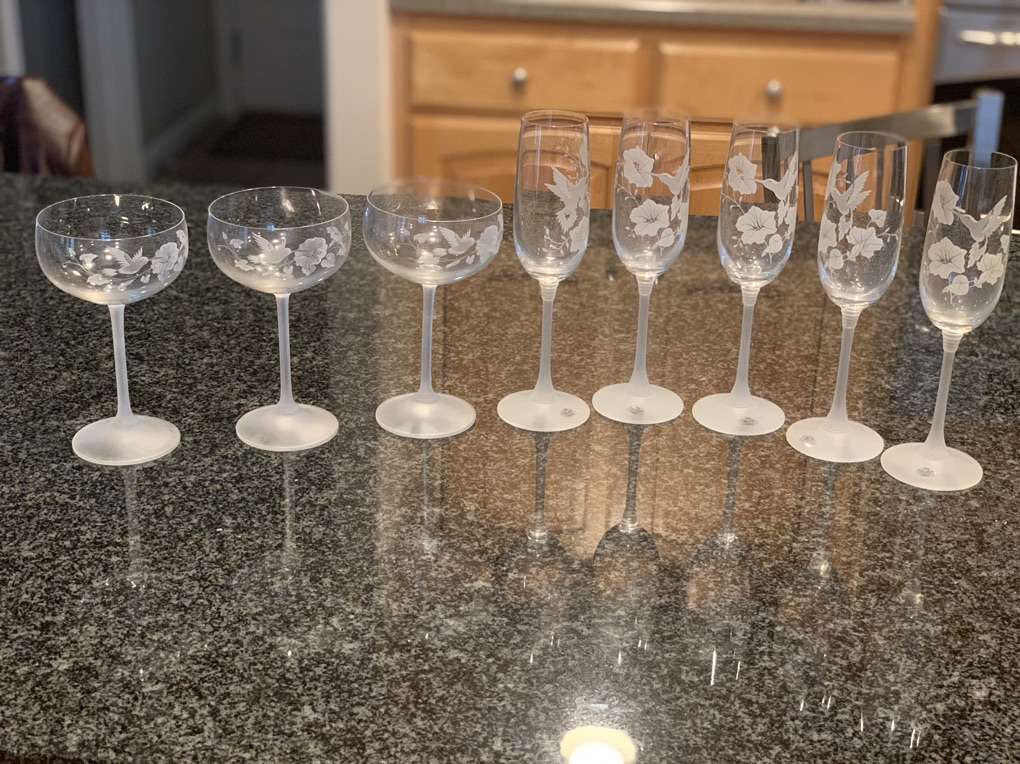Avon Hummingbird Crystal Champagne Glasses (8)