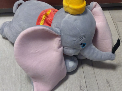 Disney Flying Dumbo Store Plush with Feather 12"x18"