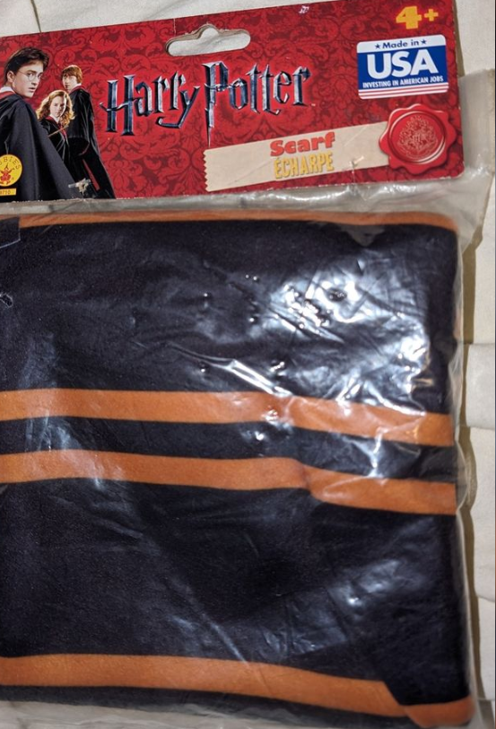HARRY POTTER Costume SCARF or Winter Scarf New in Pkg Kids Youth One Size