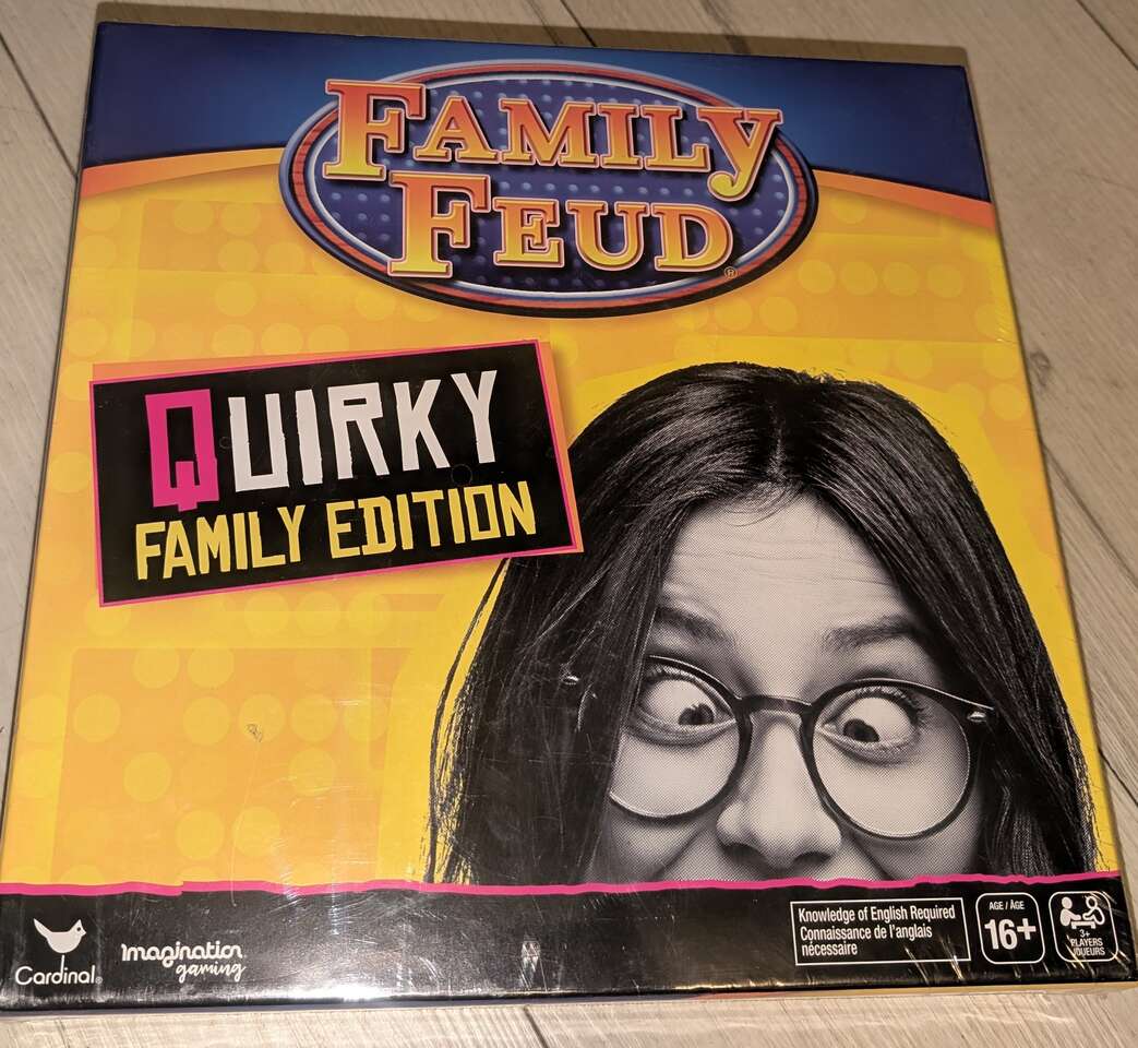 New/Sealed Spin Master Family Feud Board Game, Quirky Family Edition